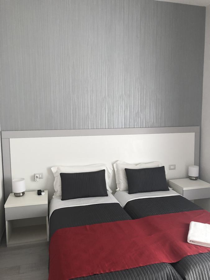 Chiaia Guest House Naples Exterior photo