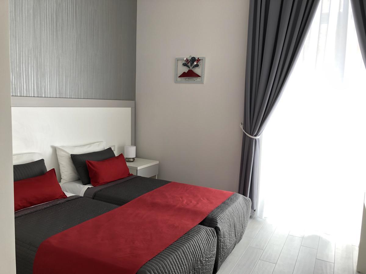 Chiaia Guest House Naples Exterior photo