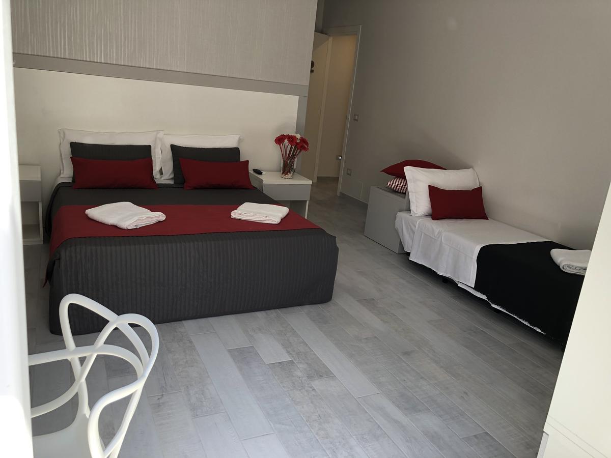 Chiaia Guest House Naples Exterior photo