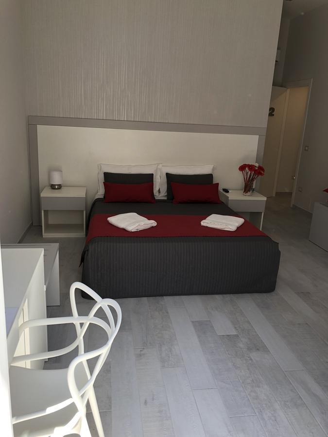 Chiaia Guest House Naples Exterior photo