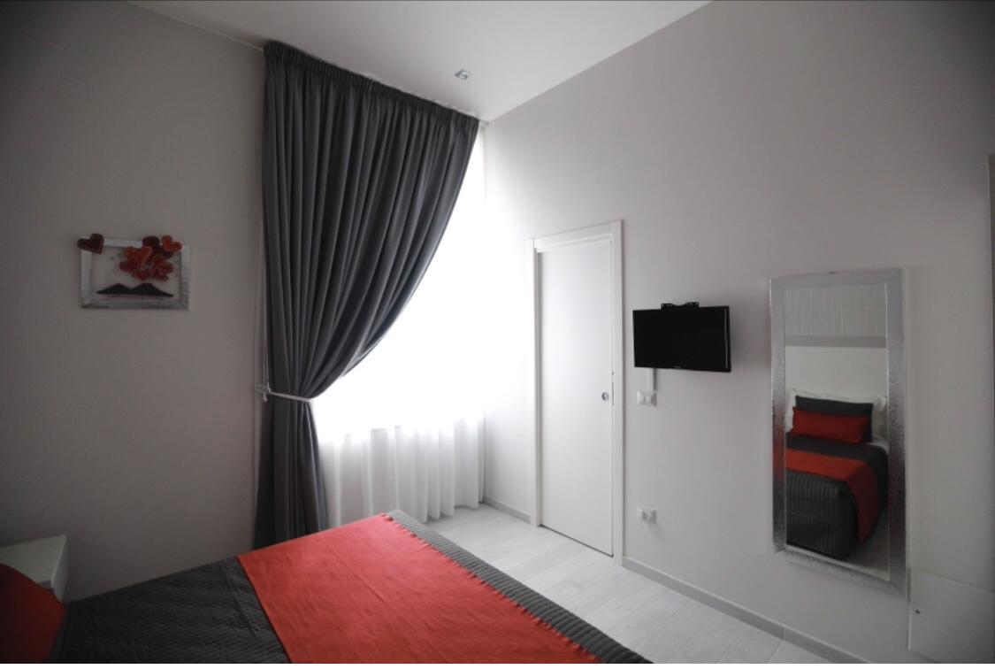 Chiaia Guest House Naples Exterior photo